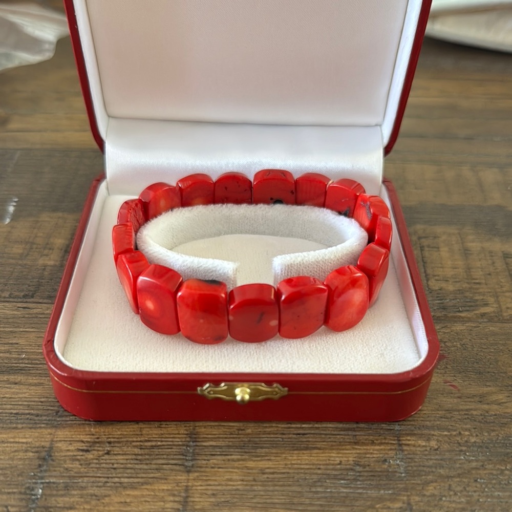 Red Coral Gemstone Elastic Bracelet